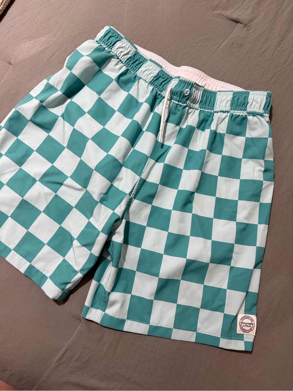 abercrombie kids Teal & White Checkerboard Men’s Hybrid Shorts